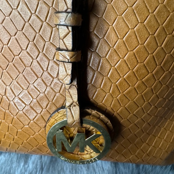 Michael Kors Brown Tote Bag - Picture 3 of 13